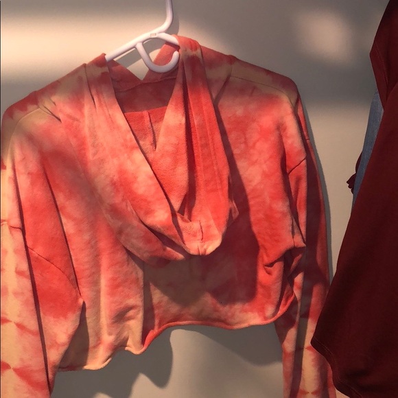 Pink tye dye cropped sweater - Picture 3 of 3